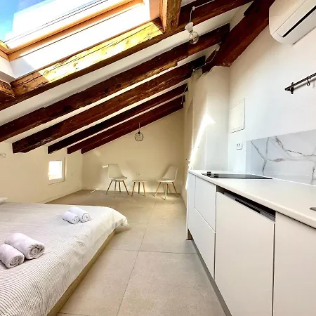 Damir Skomina Apartmán