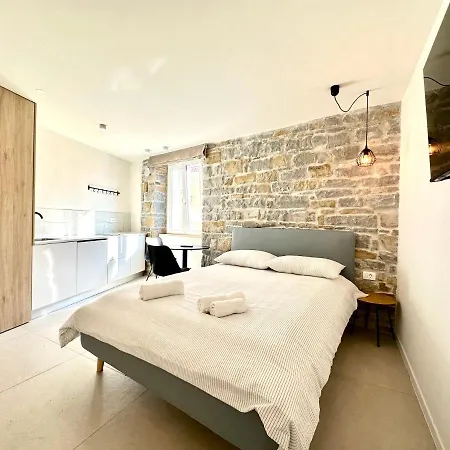 Damir Skomina * كوبر